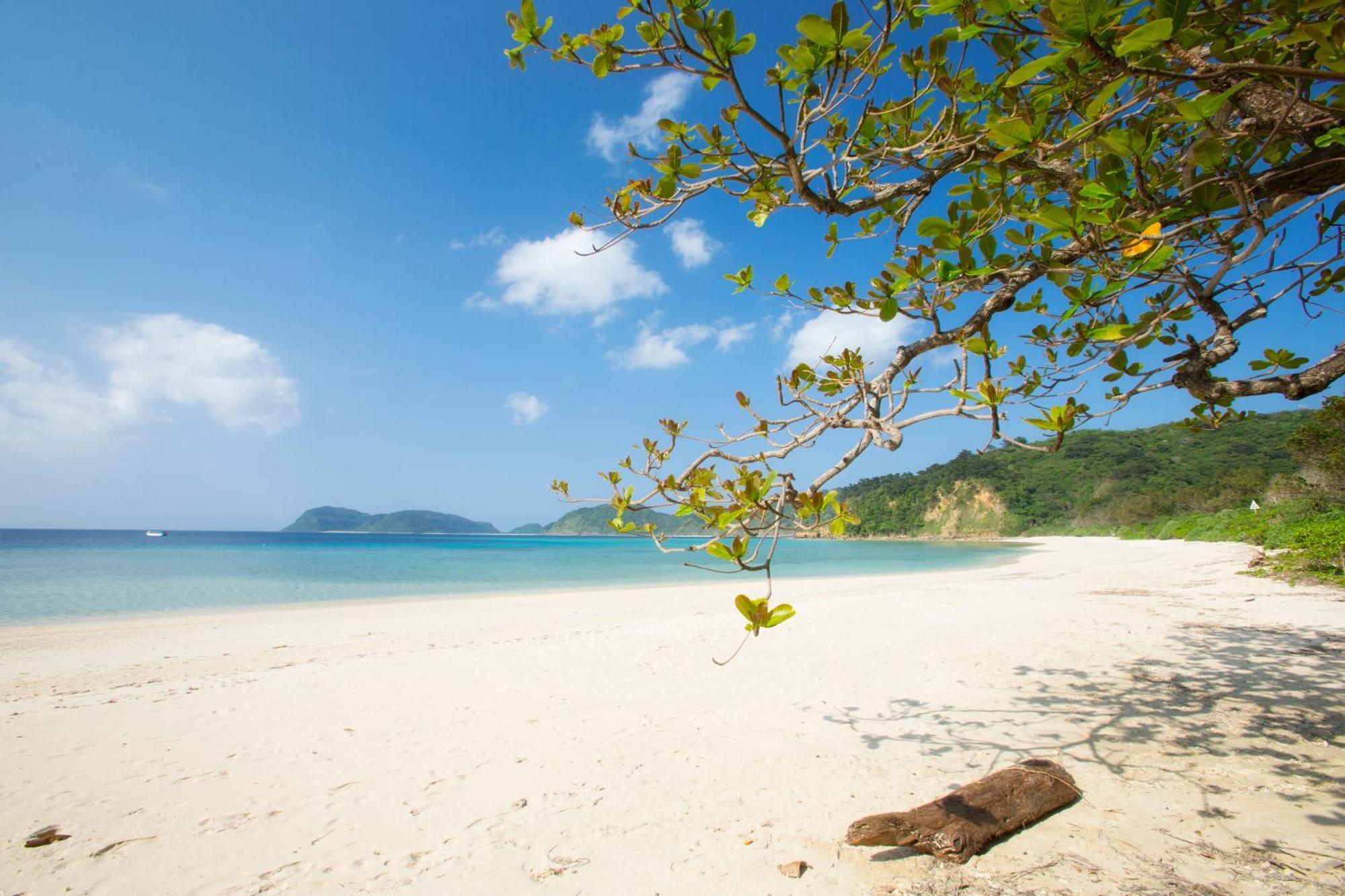 Iriomote Hotel By Hoshino Resorts Urauchi Екстер'єр фото